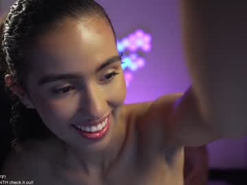 webcam girl amnie_ live cam image #5284649