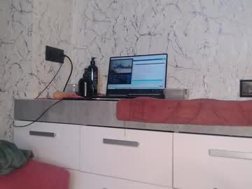 webcam girl simplegirl1996 live cam image #11839836