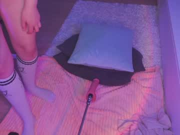 webcam girl aveksmr live cam image #3738722