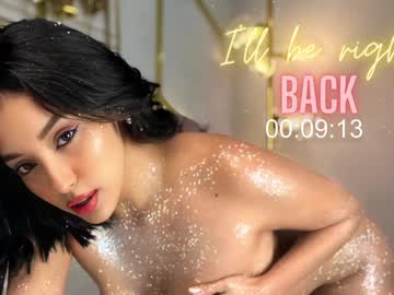 webcam girl lia_myars live cam image #10031211