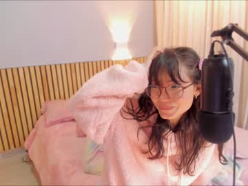 webcam girl little_effy18 live cam image #7260879