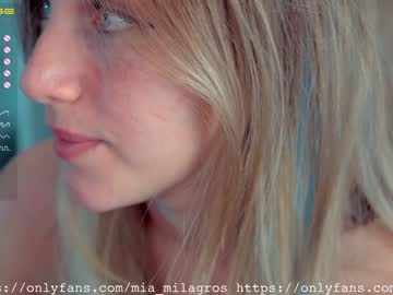webcam girl mia_milagros live cam image #676550