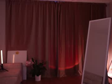 webcam girl anuricbriny live cam image #10975184