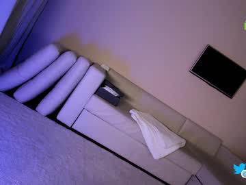 webcam girl hollyextra live cam image #9216877