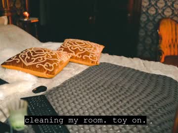 webcam girl ingennui live cam image #4695307