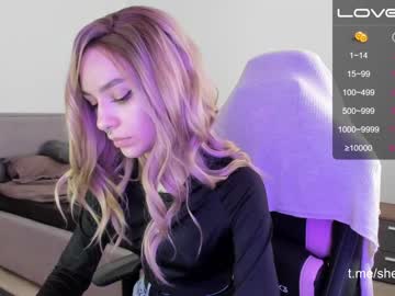 webcam girl moonless_ live cam image #3598200