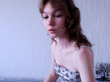 webcam girl the_mayhem_ live cam image #5496077