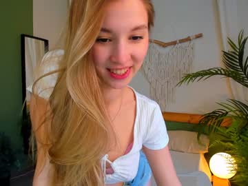 webcam girl milablush live cam image #6997357