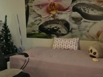 webcam girl jennycutey live cam image #11655537