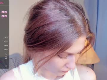 webcam girl _hollydolly_ live cam image #8452496