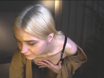 webcam girl luna_ai live cam image #383927