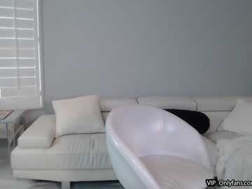 webcam girl blonde_riderxxx live cam image #5482951