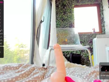 webcam girl sassyt33n live cam image #4469086