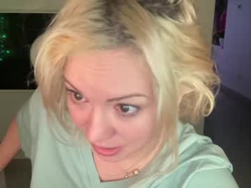 webcam girl kiradivine live cam image #8559156