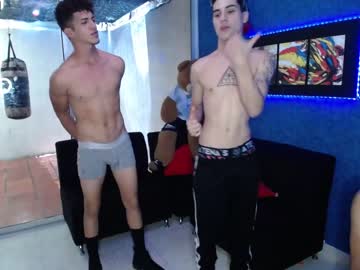 webcam man kings_of_the_house live cam image #49368