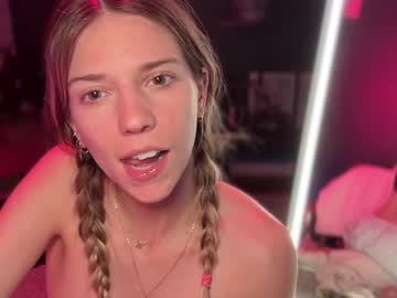 webcam girl oliviahansleyy live cam image #12336302