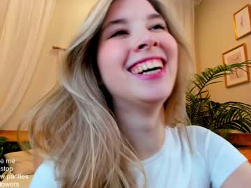 webcam girl milablush live cam image #4688866