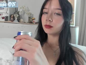 webcam girl lucysmoothi live cam image #7425046