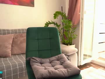 webcam girl sweety_rinushka_ live cam image #10038698