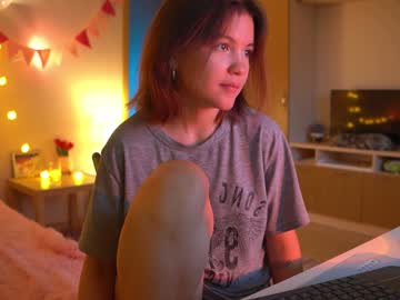 webcam girl tiny_miracle live cam image #10201832