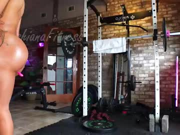 webcam tranny lushianafitness live cam image #12219262