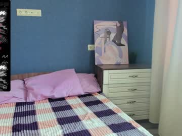 webcam girl _emmy_gold live cam image #2993845