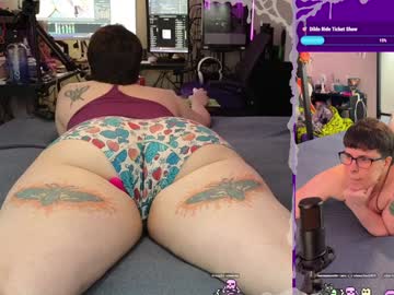 webcam girl creepycrawlyqueen live cam image #11340765