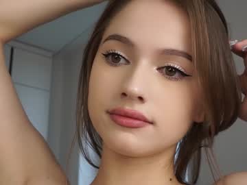 webcam girl hecola live cam image #10855760