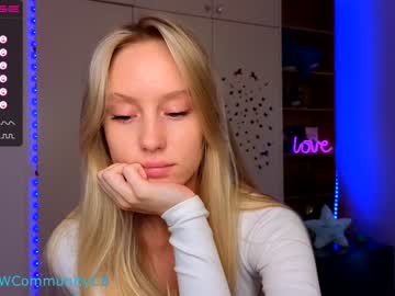 webcam girl callme_star live cam image #5975476