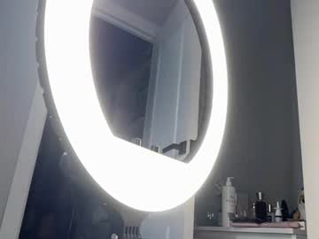webcam girl elisa_moon live cam image #11391872