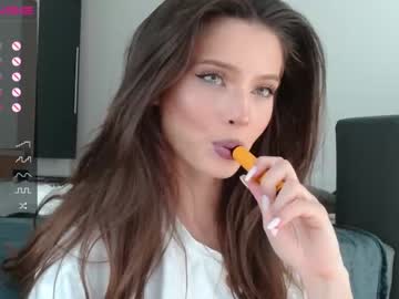 webcam girl isia_slay live cam image #2821908