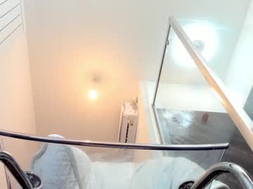 webcam girl hotfallingdevil live cam image #3281729