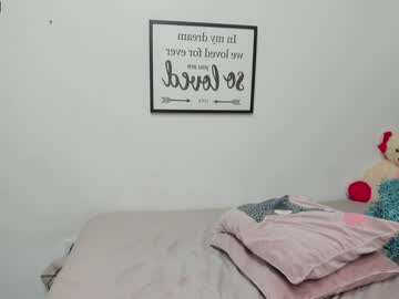 webcam girl abigail_w live cam image #1419111