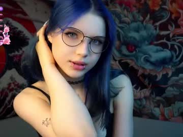 webcam girl merciabawden live cam image #12552417
