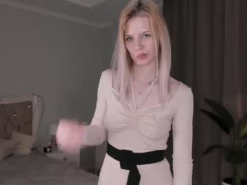 webcam girl itsagoodtimeformagic live cam image #8001240