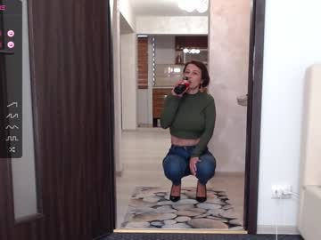 webcam girl carmela_fox live cam image #7102722