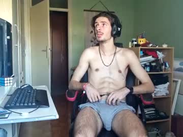 webcam man dailydose69 live cam image #3799838