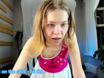 webcam girl idk_what_im_doing_ live cam image #2446160