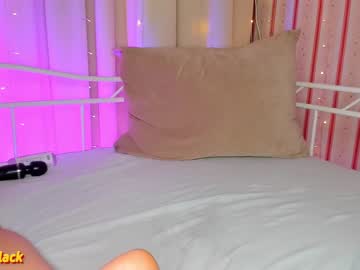 webcam girl annbarby live cam image #1843959