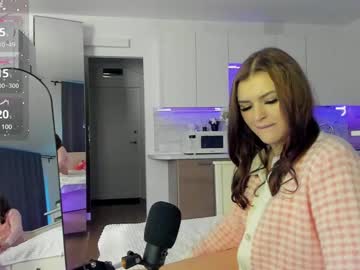 webcam girl mimi_meow19 live cam image #12075644