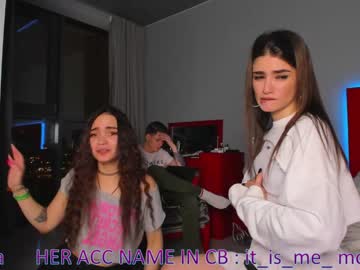 webcam couple tyler_eva live cam image #1638176