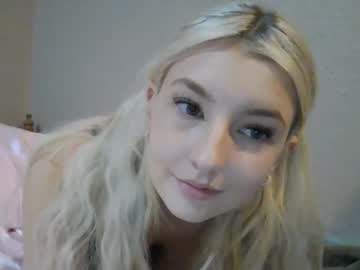 webcam girl abbiewhite live cam image #11709781