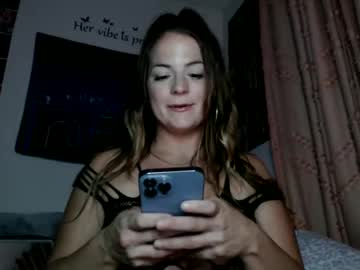 webcam girl shellysgrind live cam image #10781188