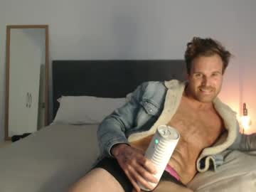 webcam man tarzan_thejungleboy live cam image #12780618