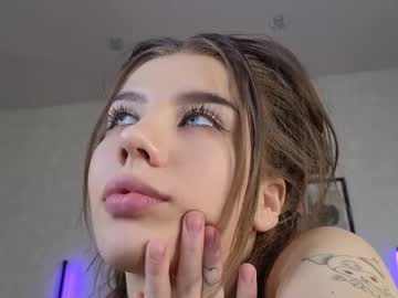 webcam girl jenie_fire live cam image #12246968