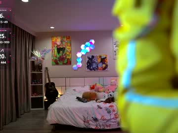 webcam girl madnessalise live cam image #10562251