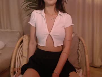 webcam girl sarasuo live cam image #7446647