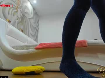 webcam girl krisi_kiss live cam image #11822508