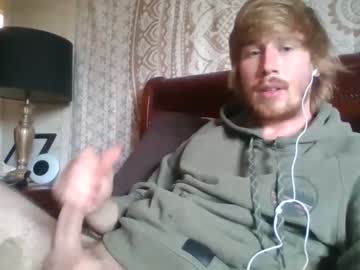 webcam man blondesurfer1994200 live cam image #48598