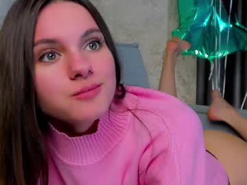 webcam girl lorettadunnell live cam image #12237749